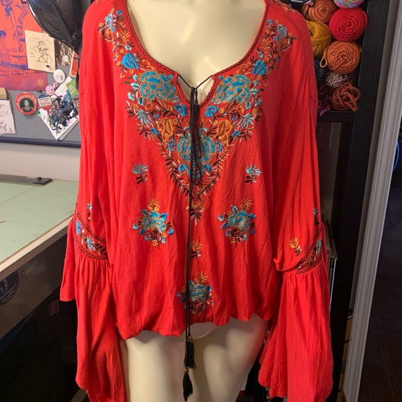 Free People Bohemian Red Embroidered Billowy Puff Bell Sleeve Top NWT - Picture 7 of 8